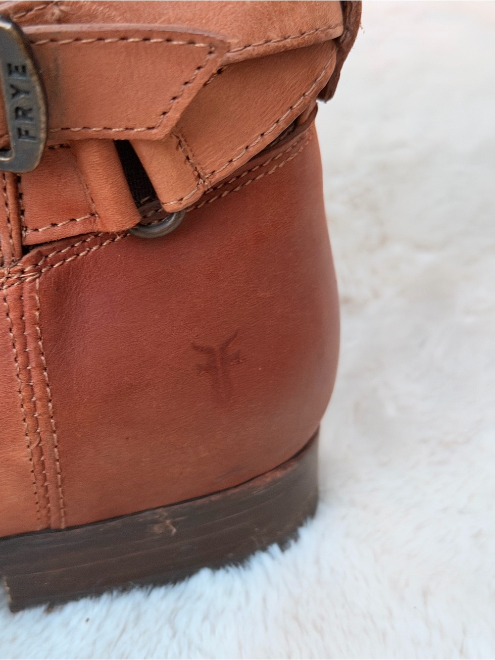 Frye Beige Leather Boots with Dark Brown Trim Size 8 - Picture 8 of 16